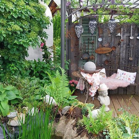 ホテル Thalerhof Roppen エクステリア 写真